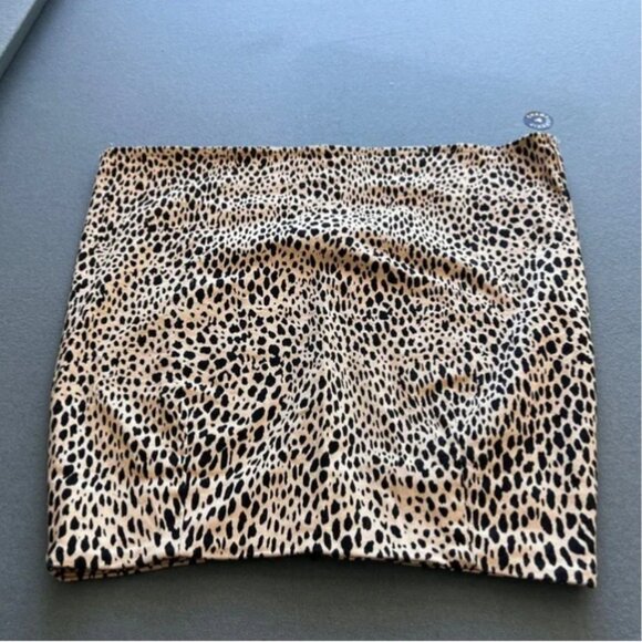 Brandy Melville Cheetah/Leopard Skirt - Picture 3 of 7